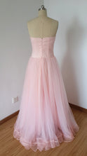 Load image into Gallery viewer, Sweetheart Long Baby Pink Tulle Prom Dress