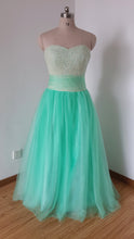 Load image into Gallery viewer, Sweetheart Long Mint Tulle Beaded Prom Dress