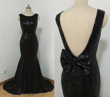 Load image into Gallery viewer, Mermaid Backless Black Sequin Long Prom Dress with Sequin Bow