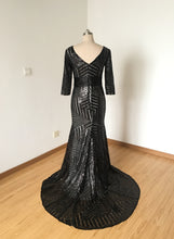 Load image into Gallery viewer, Mermaid V-neck Black Sequin Long Prom Dress Long Sleeves