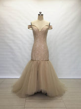 Load image into Gallery viewer, Off the Shoulder Champagne Tulle Long Prom Dress Mermaid