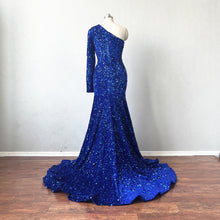 Load image into Gallery viewer, Mermaid Prom Dress Royal Blue Sequin over Velvet Evening Dress with Left Long Sleeve