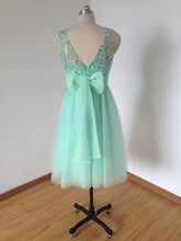 Load image into Gallery viewer, Beaded V-back Mint Tulle Short Homecoming Dress