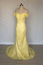 Load image into Gallery viewer, Off Shoulder Sweetheart Yellow Lace Long Prom Dress 2020 Mermaid