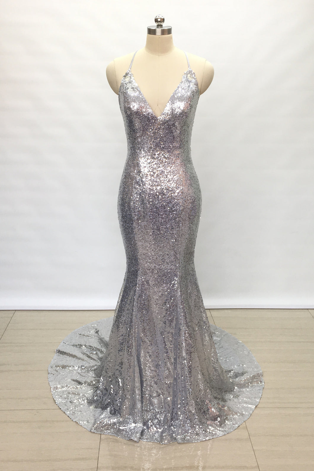 Spaghetti Straps V Neck Silver Sequin Long Prom Dress 2020 Mermaid