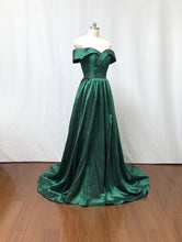Load image into Gallery viewer, Emerald Green Prom Dress 2023 with Slit