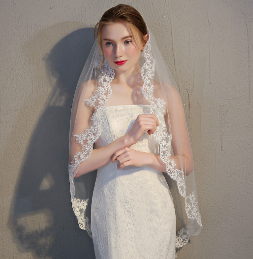One Tier Lace Trim Ivory Wedding Veil with Comb