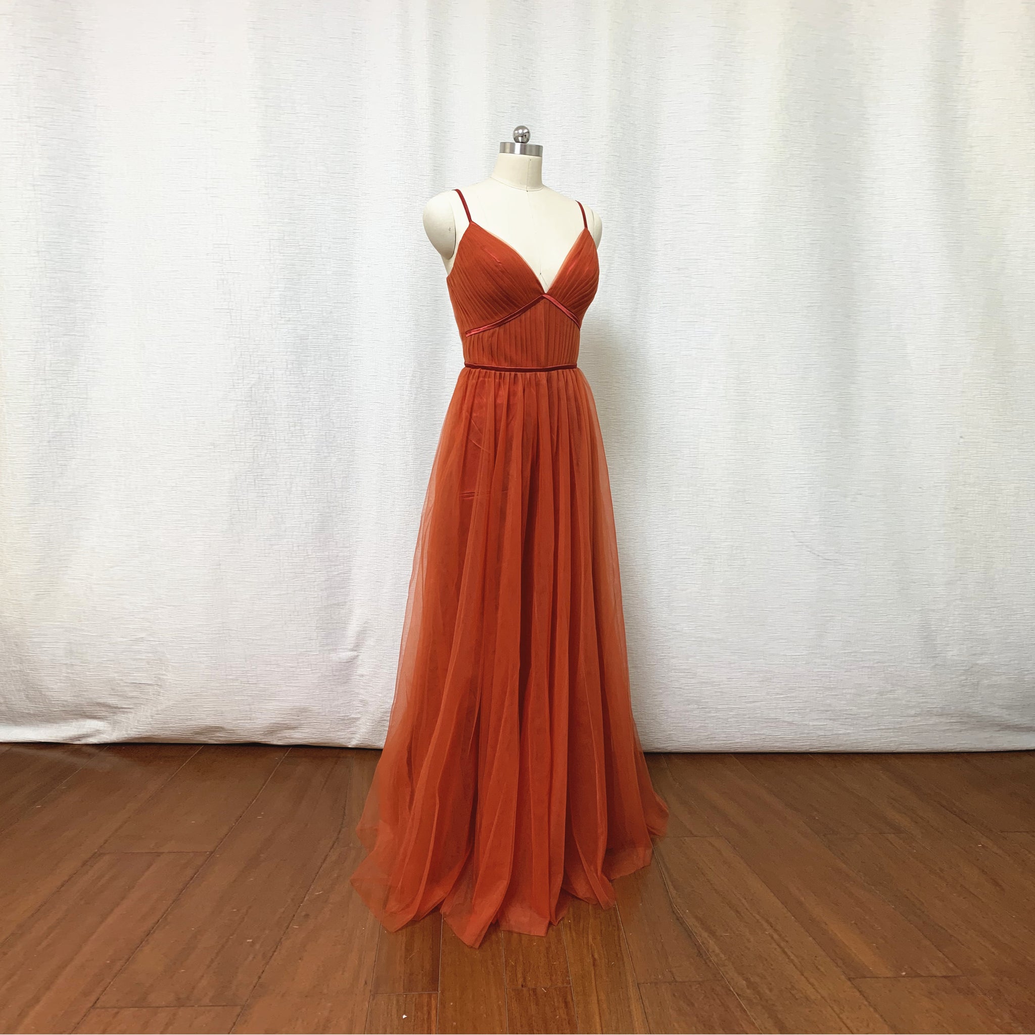 Burnt Orange Tulle Prom Dress 2023 Spaghetti Straps Boho Bridesmaid Dress 2 / Red Burnt Orange Tulle Prom Dress 2023 Spaghetti Straps Boho Bridesmaid Dress 2 / Red