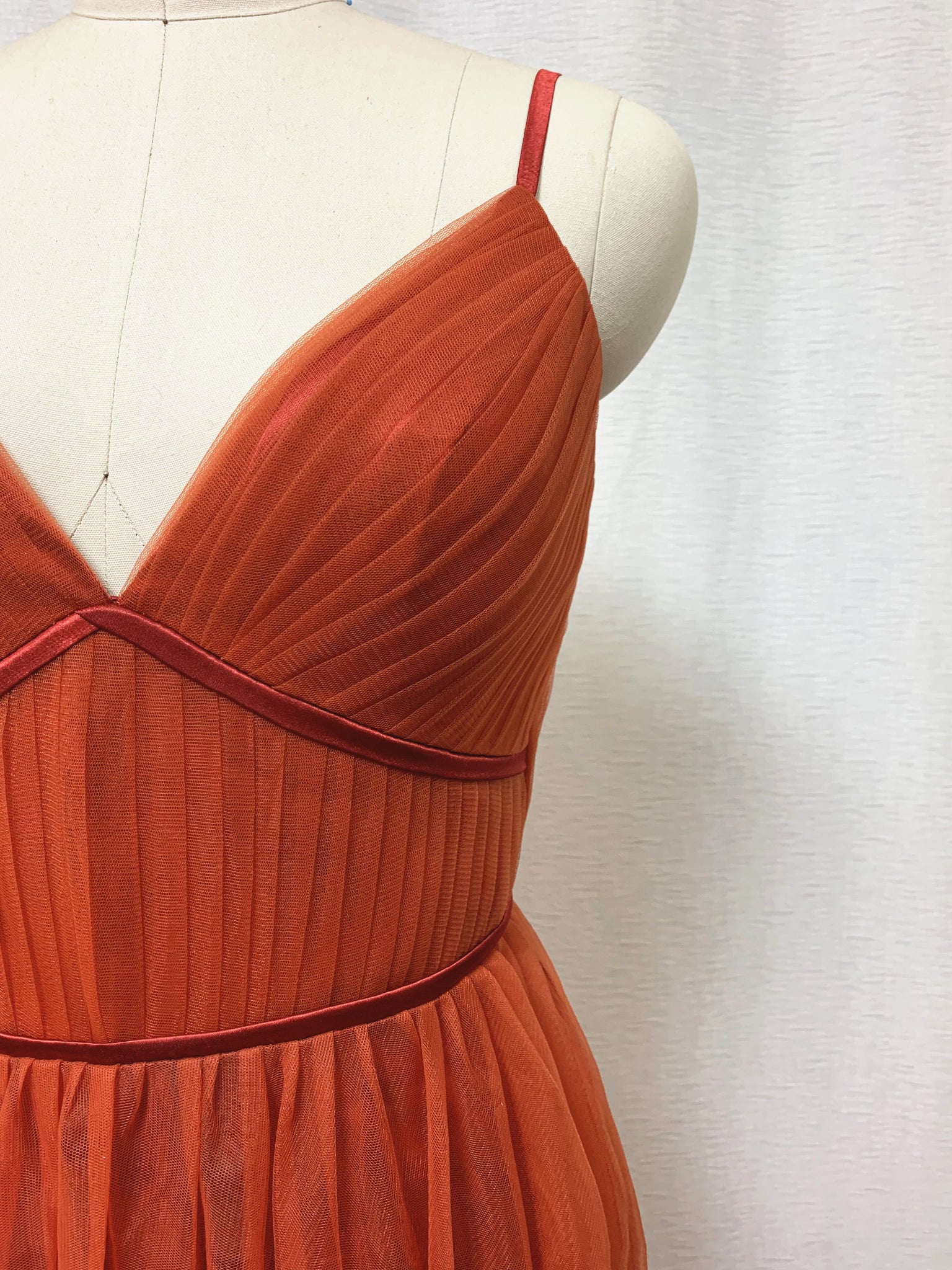 Burnt Orange Tulle Prom Dress 2023 Spaghetti Straps Boho Bridesmaid Dr – DressCulture