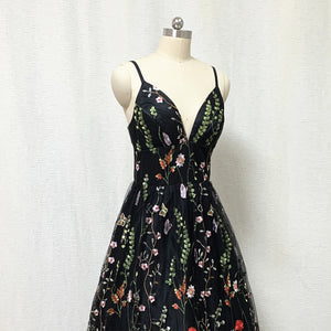 Black Floral Fairy Prom Dress 2023 Spaghetti Straps Long Evening Dress with Horsehair Hem